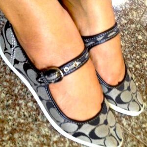 Coach Shoes Mirabella 5 1/2M GUC
